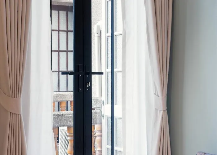 Chic 1br |5 Min Bts, 2 Min To Spa|500mbps&bath-tub Holiday home